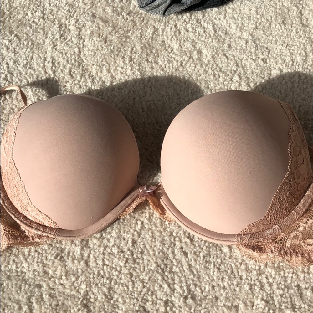 Victoria Secret Nude Lace Bra!